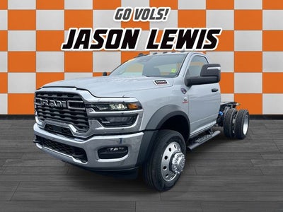 2026 RAM 5500HD RAM 5500 TRADESMAN CHASSIS REGULAR CAB 4X4 60' CA