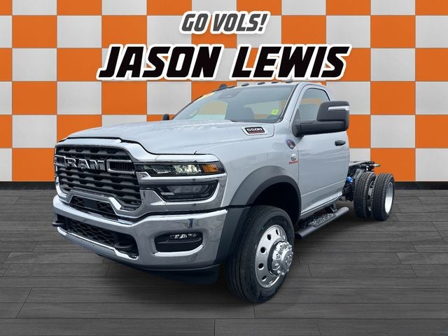 2026 RAM 5500HD RAM 5500 TRADESMAN CHASSIS REGULAR CAB 4X4 60' CA