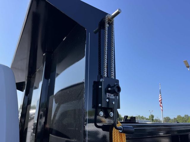 2026 RAM 5500HD RAM 5500 TRADESMAN CHASSIS REGULAR CAB 4X4 60' CA