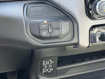 2026 RAM 5500HD RAM 5500 TRADESMAN CHASSIS REGULAR CAB 4X4 60' CA