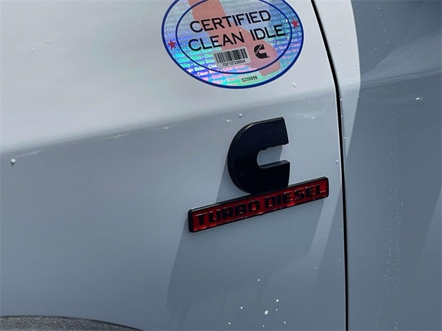 2025 RAM 5500HD RAM 5500 TRADESMAN CHASSIS REGULAR CAB 4X4 60' CA