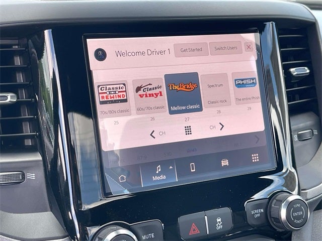 2025 RAM 5500HD RAM 5500 TRADESMAN CHASSIS REGULAR CAB 4X4 60' CA