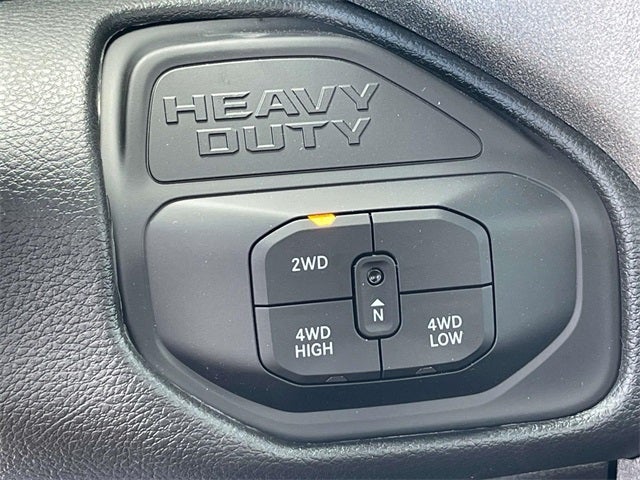 2025 RAM 5500HD RAM 5500 TRADESMAN CHASSIS REGULAR CAB 4X4 60' CA