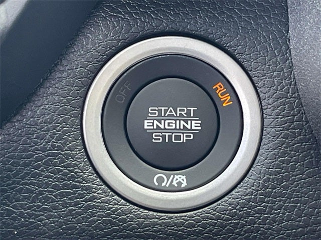 2025 RAM 5500HD RAM 5500 TRADESMAN CHASSIS REGULAR CAB 4X4 60' CA