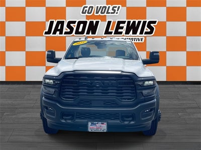 2025 RAM 5500HD RAM 5500 TRADESMAN CHASSIS REGULAR CAB 4X4 60' CA