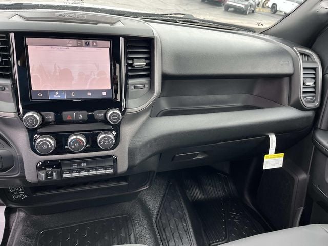 2026 RAM 5500HD RAM 5500 TRADESMAN CHASSIS REGULAR CAB 4X4 60' CA