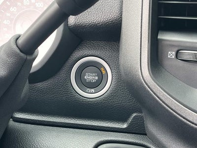 2026 RAM 5500HD RAM 5500 TRADESMAN CHASSIS REGULAR CAB 4X4 60' CA