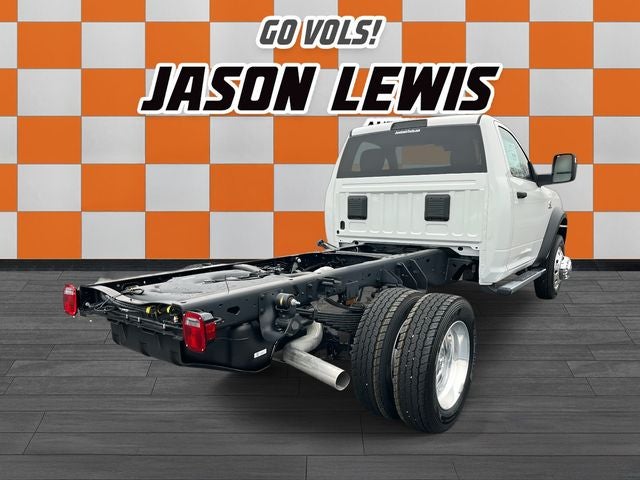 2026 RAM 5500HD RAM 5500 TRADESMAN CHASSIS REGULAR CAB 4X4 60' CA