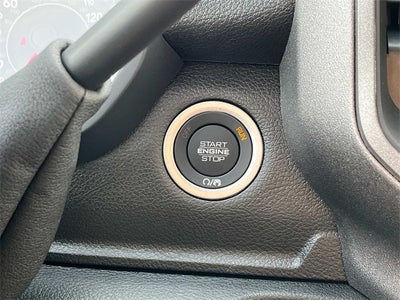 2025 RAM 5500HD RAM 5500 TRADESMAN CHASSIS REGULAR CAB 4X4 84' CA