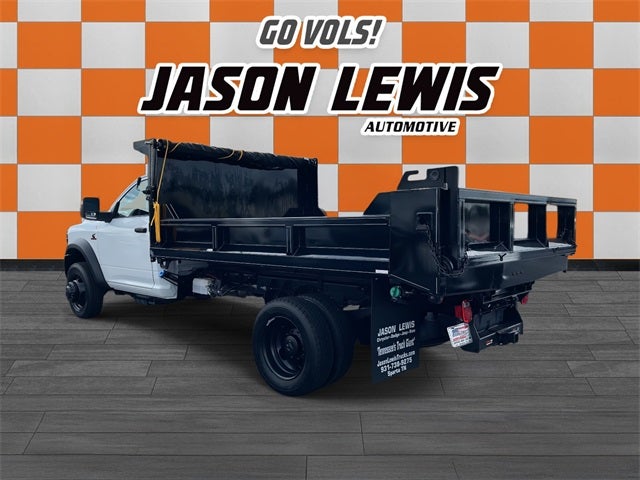 2025 RAM 5500HD RAM 5500 TRADESMAN CHASSIS REGULAR CAB 4X4 84' CA