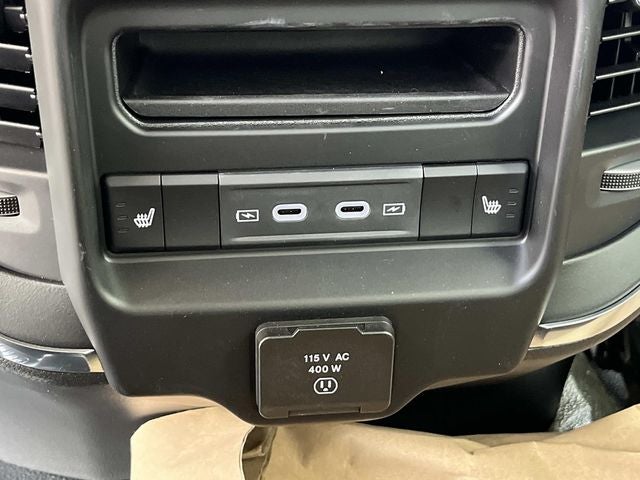 2026 RAM 5500HD RAM 5500 BIG HORN CHASSIS CREW CAB 4X4 60' CA