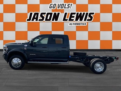 2026 RAM 5500HD RAM 5500 BIG HORN CHASSIS CREW CAB 4X4 60' CA