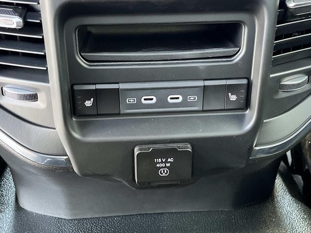 2026 RAM 5500HD RAM 5500 BIG HORN CHASSIS CREW CAB 4X4 60' CA