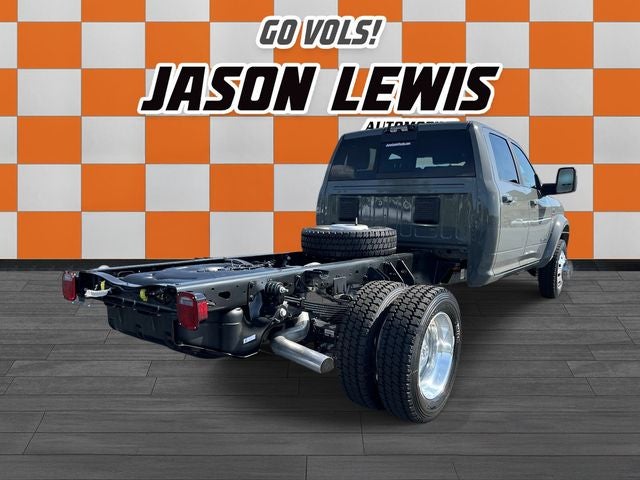 2026 RAM 5500HD RAM 5500 BIG HORN CHASSIS CREW CAB 4X4 60' CA