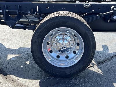 2026 RAM 5500HD RAM 5500 TRADESMAN CHASSIS CREW CAB 4X4 60' CA