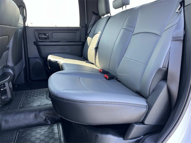 2026 RAM 5500HD RAM 5500 TRADESMAN CHASSIS CREW CAB 4X4 60' CA