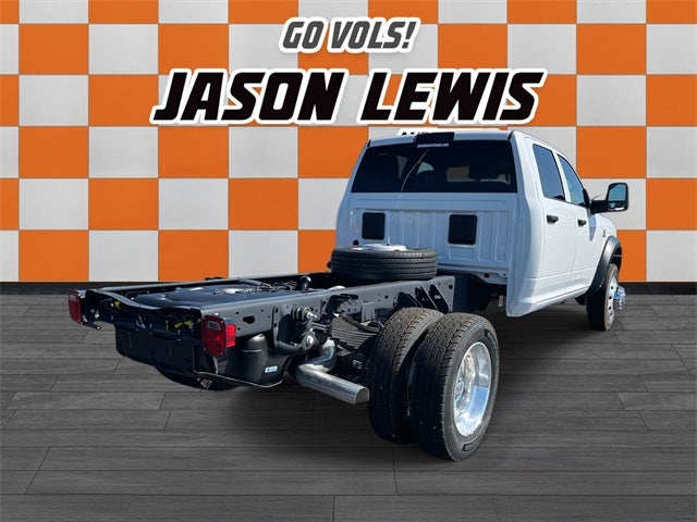 2026 RAM 5500HD RAM 5500 TRADESMAN CHASSIS CREW CAB 4X4 60' CA