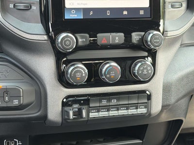 2026 RAM 5500HD RAM 5500 TRADESMAN CHASSIS CREW CAB 4X4 60' CA