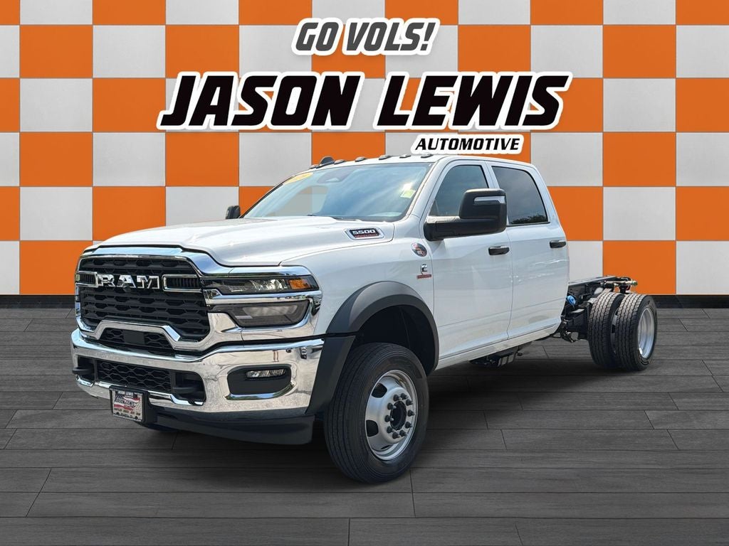 2026 RAM 5500HD RAM 5500 TRADESMAN CHASSIS CREW CAB 4X4 60' CA