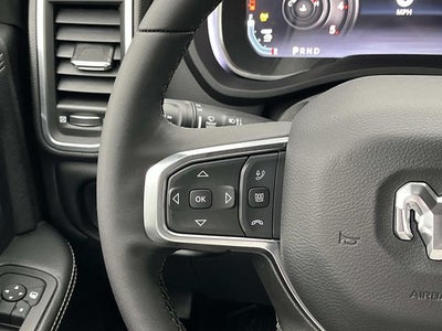 2025 RAM 5500HD RAM 5500 BIG HORN CHASSIS CREW CAB 4X4 60' CA