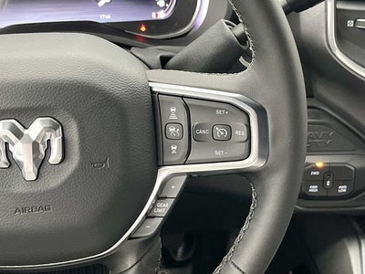 2025 RAM 5500HD RAM 5500 BIG HORN CHASSIS CREW CAB 4X4 60' CA