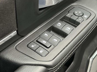 2025 RAM 5500HD RAM 5500 BIG HORN CHASSIS CREW CAB 4X4 60' CA