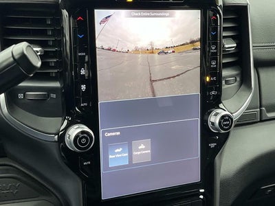 2025 RAM 5500HD RAM 5500 BIG HORN CHASSIS CREW CAB 4X4 60' CA