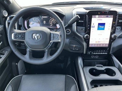 2026 RAM 5500HD RAM 5500 BIG HORN CHASSIS CREW CAB 4X4 60' CA