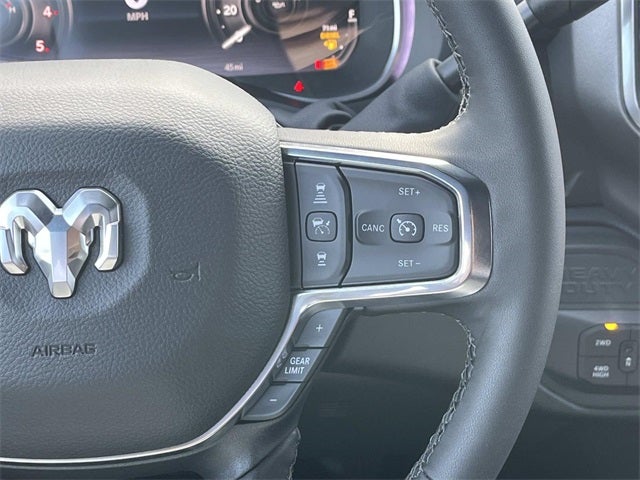 2026 RAM 5500HD RAM 5500 BIG HORN CHASSIS CREW CAB 4X4 60' CA