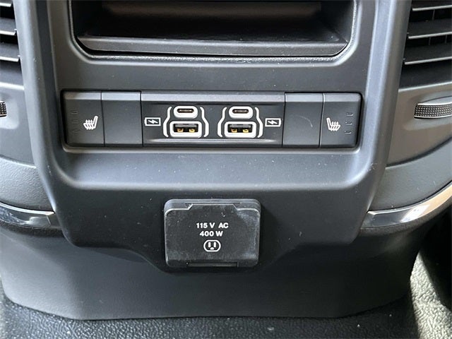 2026 RAM 5500HD RAM 5500 BIG HORN CHASSIS CREW CAB 4X4 60' CA