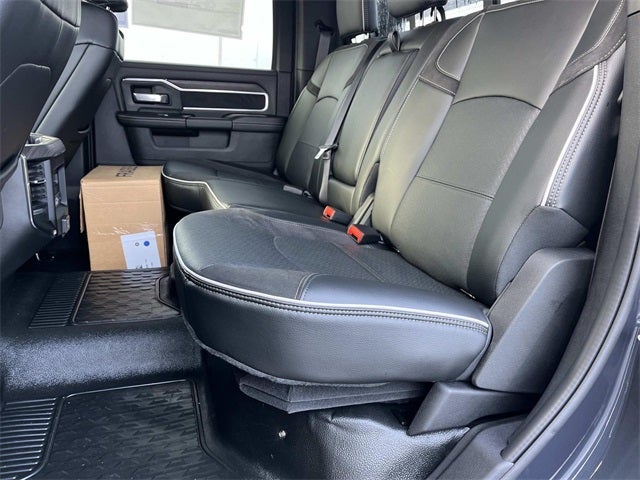 2026 RAM 5500HD RAM 5500 BIG HORN CHASSIS CREW CAB 4X4 60' CA