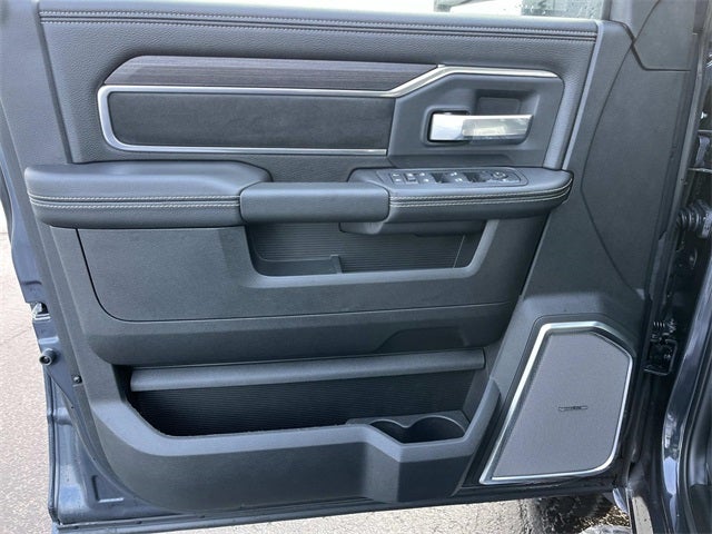 2026 RAM 5500HD RAM 5500 BIG HORN CHASSIS CREW CAB 4X4 60' CA