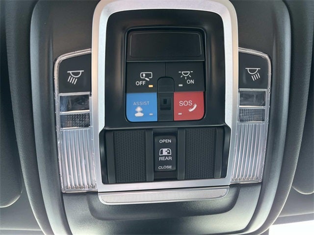 2026 RAM 5500HD RAM 5500 BIG HORN CHASSIS CREW CAB 4X4 60' CA