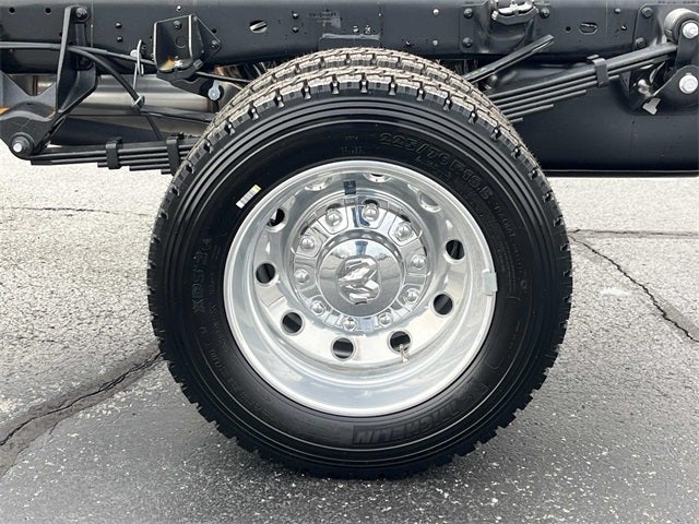 2026 RAM 5500HD RAM 5500 BIG HORN CHASSIS CREW CAB 4X4 60' CA