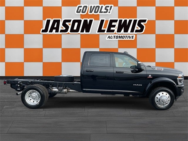 2026 RAM 5500HD RAM 5500 BIG HORN CHASSIS CREW CAB 4X4 60' CA