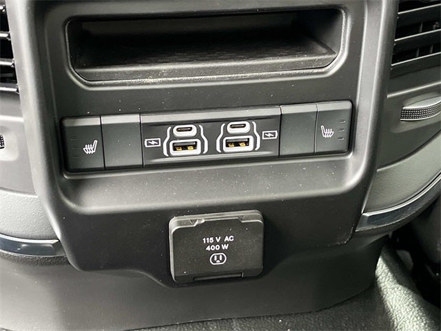 2026 RAM 5500HD RAM 5500 BIG HORN CHASSIS CREW CAB 4X4 60' CA