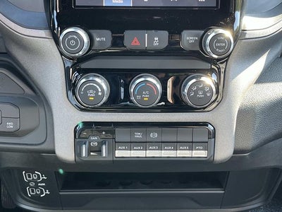 2026 RAM 5500HD RAM 5500 TRADESMAN CHASSIS CREW CAB 4X4 60' CA