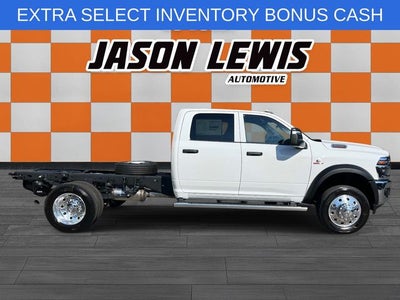 2026 RAM 5500HD RAM 5500 TRADESMAN CHASSIS CREW CAB 4X4 60' CA
