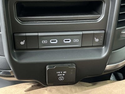 2026 RAM 5500HD RAM 5500 BIG HORN CHASSIS CREW CAB 4X4 60' CA