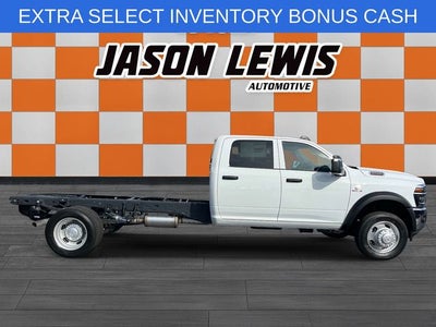 2026 RAM 5500HD RAM 5500 TRADESMAN CHASSIS CREW CAB 4X4 84' CA