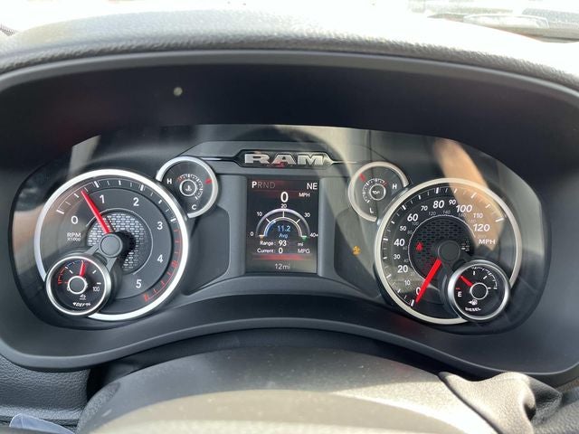 2026 RAM 5500HD RAM 5500 TRADESMAN CHASSIS CREW CAB 4X4 84' CA
