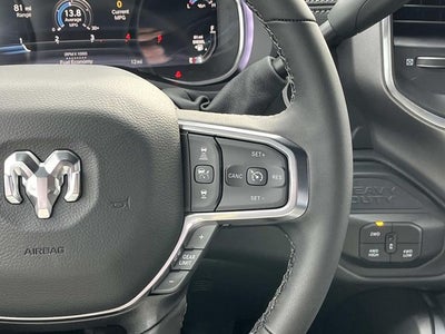 2026 RAM 5500HD RAM 5500 BIG HORN CHASSIS CREW CAB 4X4 84' CA