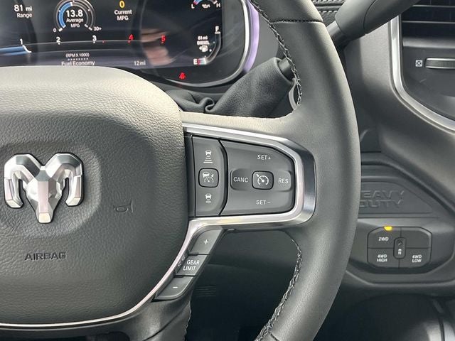 2026 RAM 5500HD RAM 5500 BIG HORN CHASSIS CREW CAB 4X4 84' CA