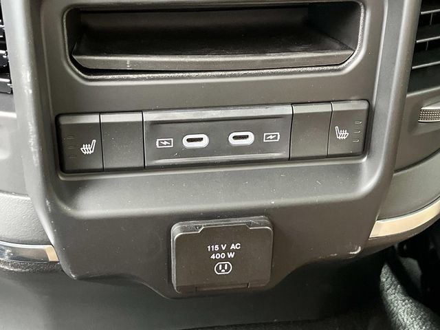 2026 RAM 5500HD RAM 5500 BIG HORN CHASSIS CREW CAB 4X4 84' CA