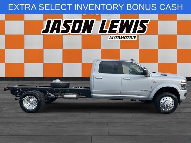 2026 RAM 5500HD RAM 5500 BIG HORN CHASSIS CREW CAB 4X4 84' CA