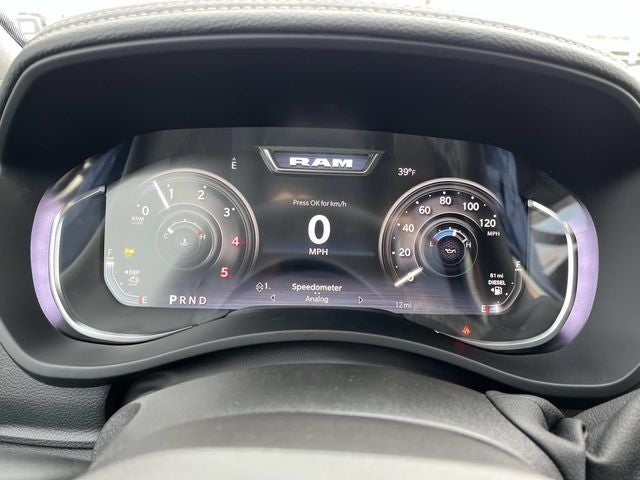 2026 RAM 5500HD RAM 5500 BIG HORN CHASSIS CREW CAB 4X4 84' CA