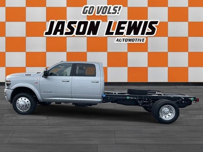 2026 RAM 5500HD RAM 5500 BIG HORN CHASSIS CREW CAB 4X4 84' CA