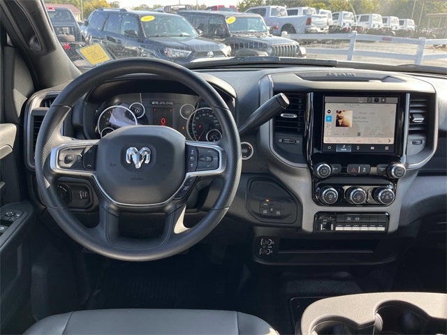 2026 RAM 5500HD RAM 5500 TRADESMAN CHASSIS CREW CAB 4X4 84' CA