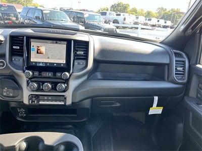 2026 RAM 5500HD RAM 5500 TRADESMAN CHASSIS CREW CAB 4X4 84' CA