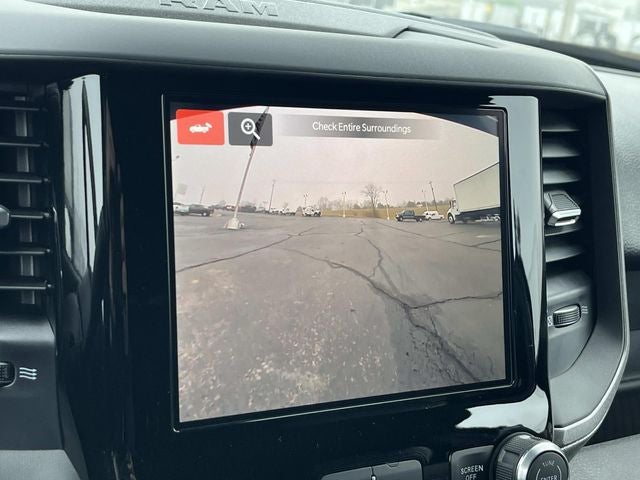 2026 RAM 5500HD RAM 5500 TRADESMAN CHASSIS CREW CAB 4X4 84' CA